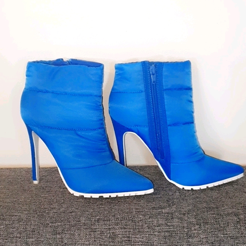 Stiletto boots